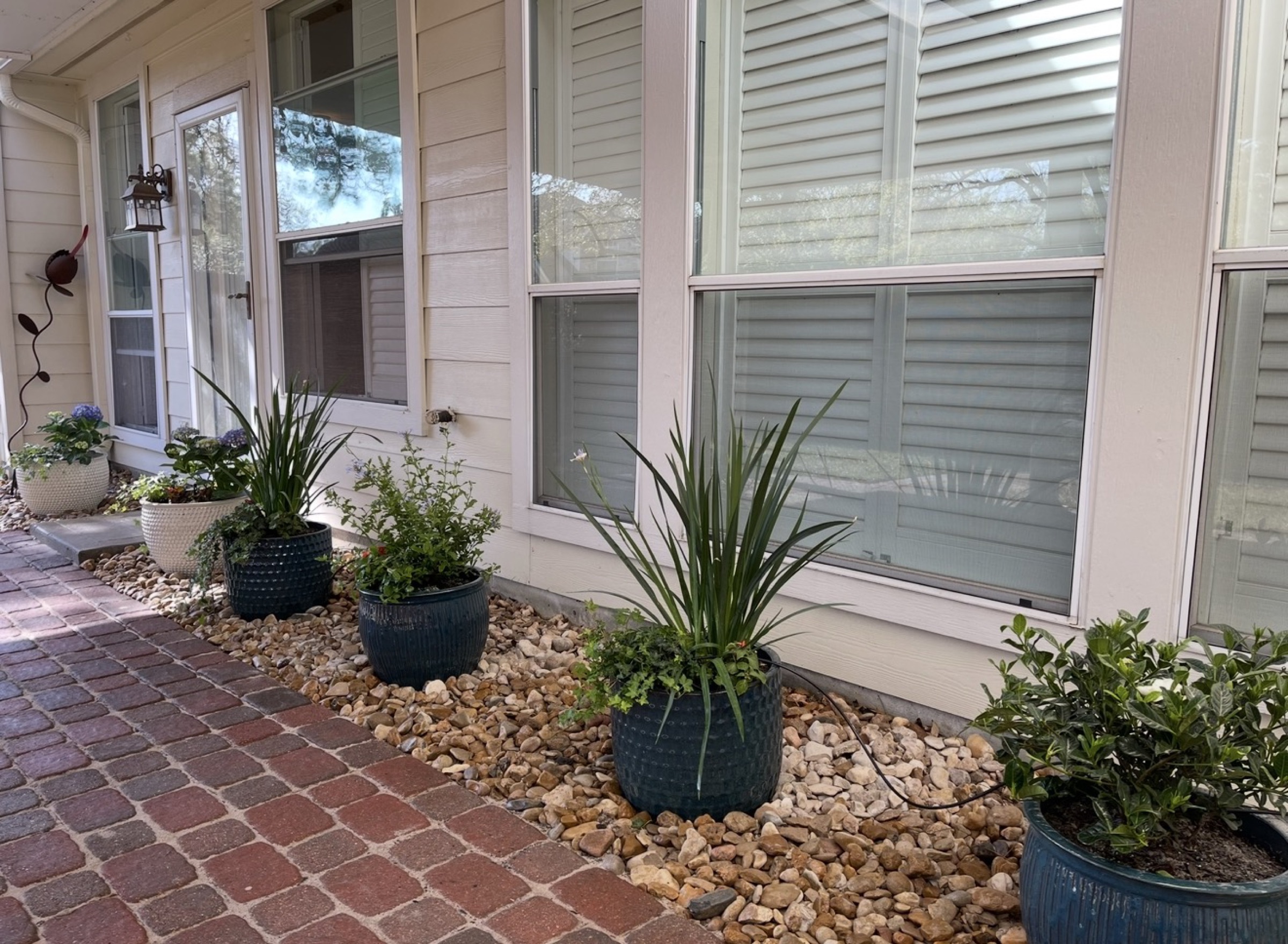 Garden decorations by Danny's Landscaping