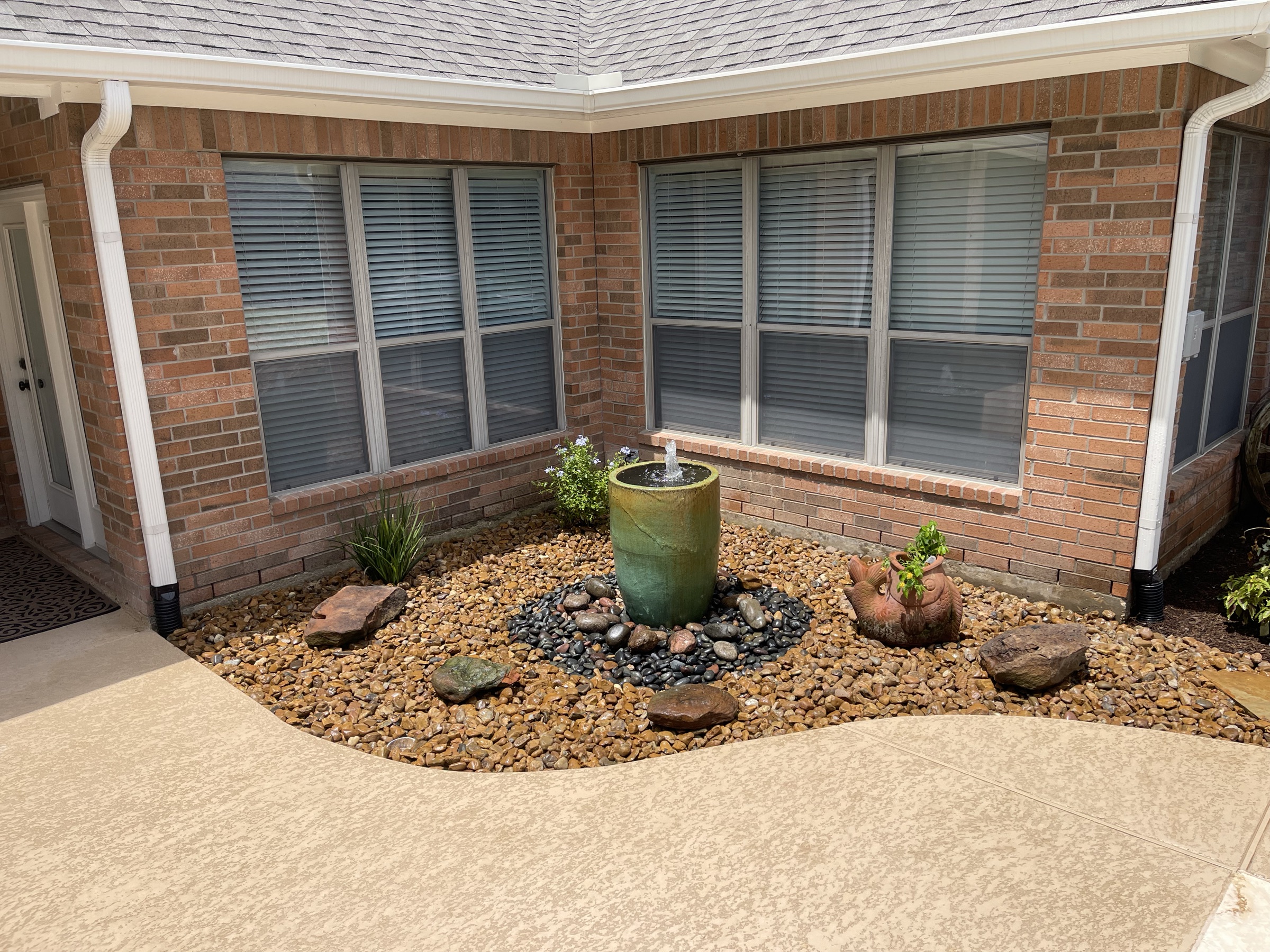Water feature by Danny's Landscaping