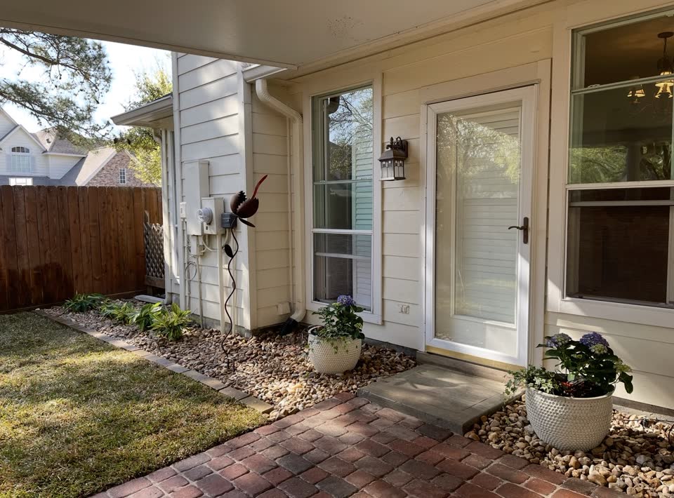 Landscaping in Houston by Danny's Landscaping